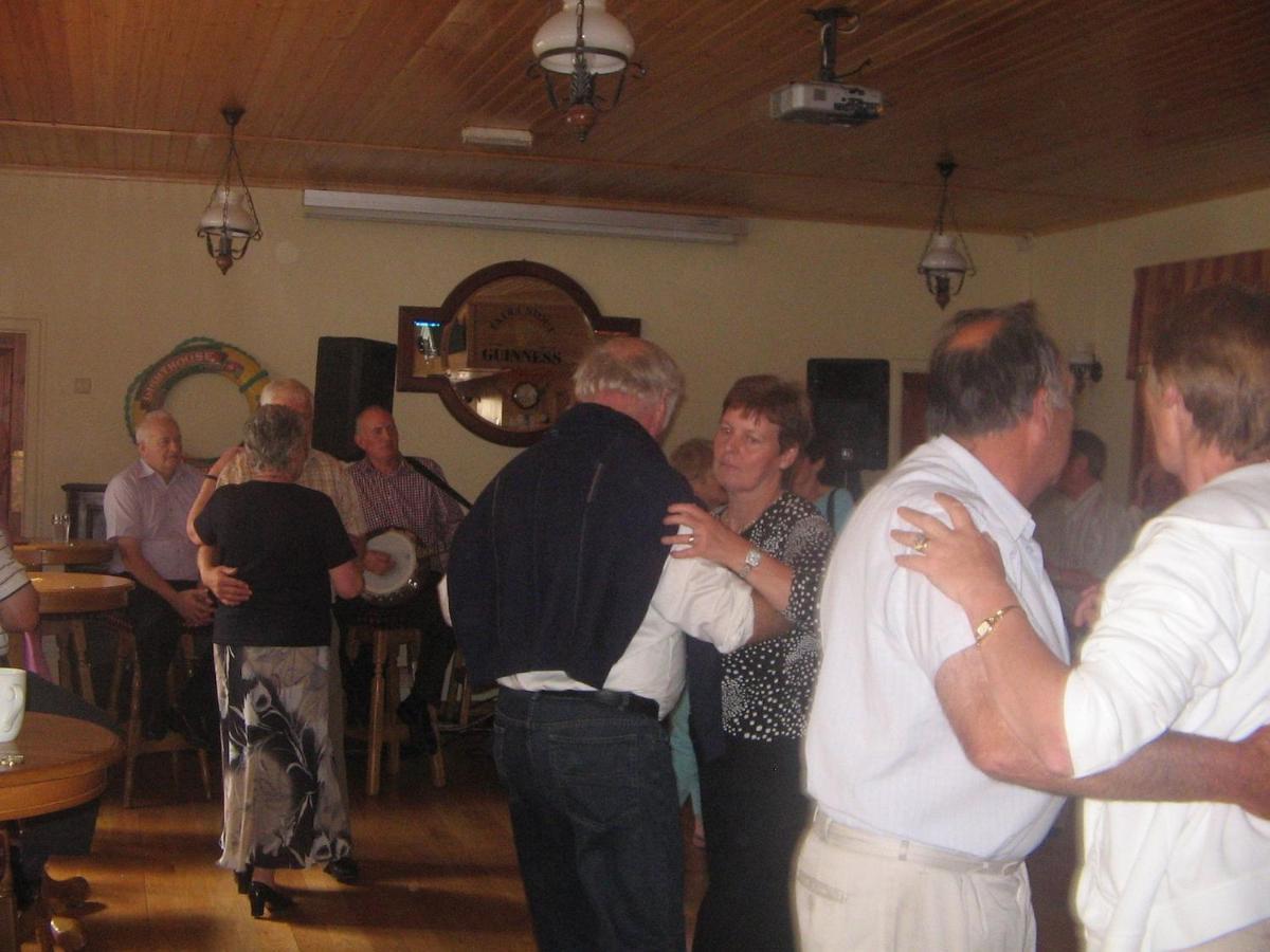 Ravine Hotel Lisdoonvarna Esterno foto