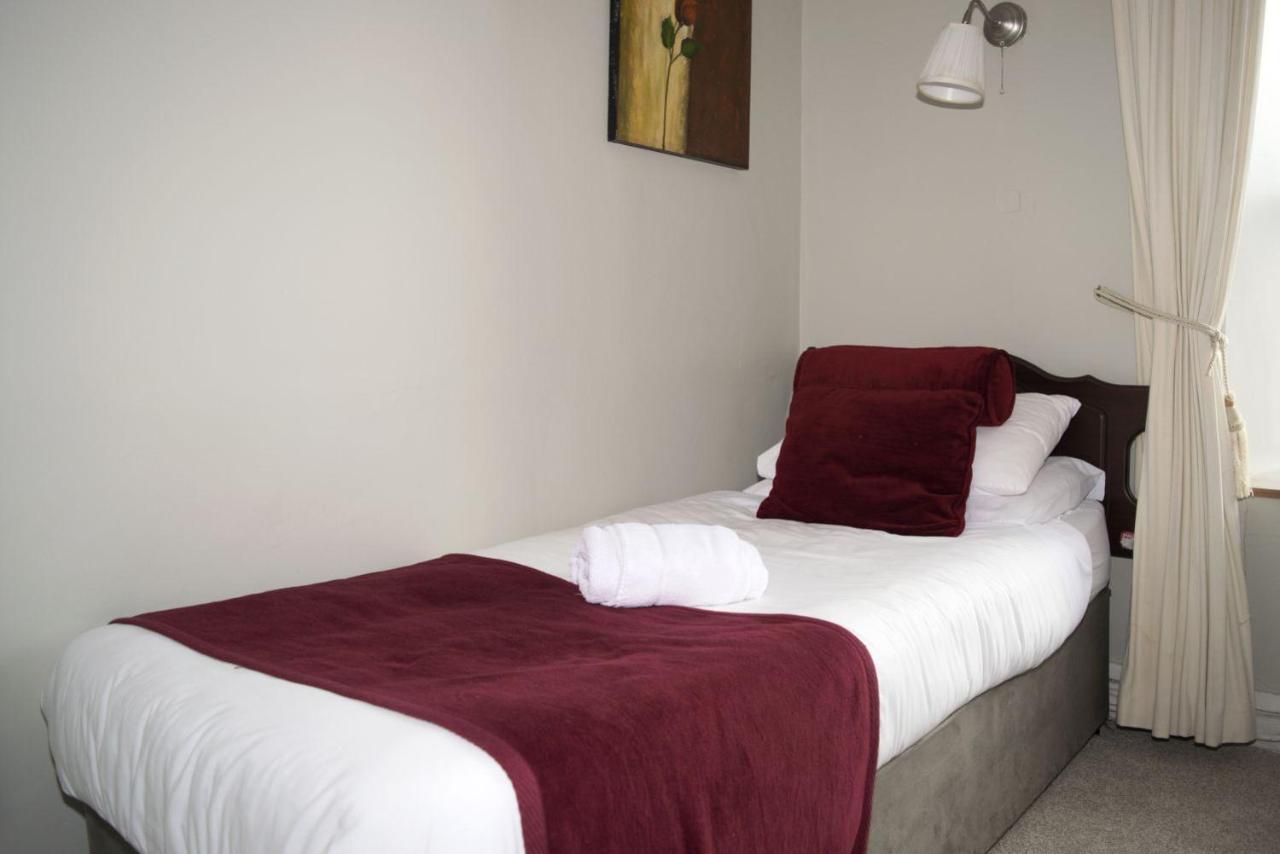 Ravine Hotel Lisdoonvarna Esterno foto